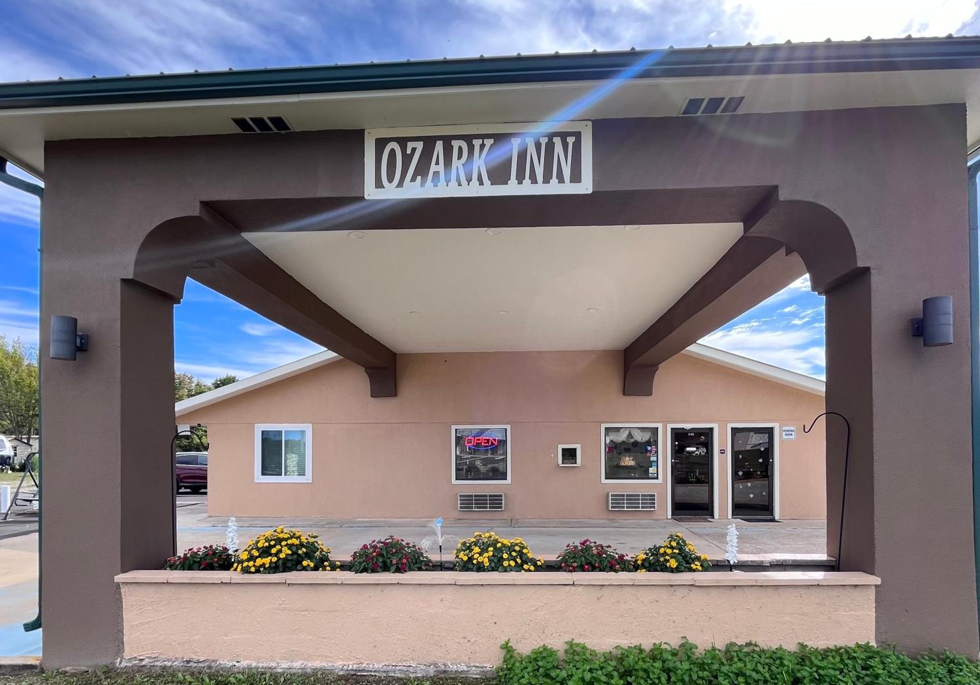 Ozark Inn Mena Exteriör bild